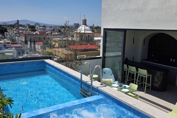 Rooftop pool