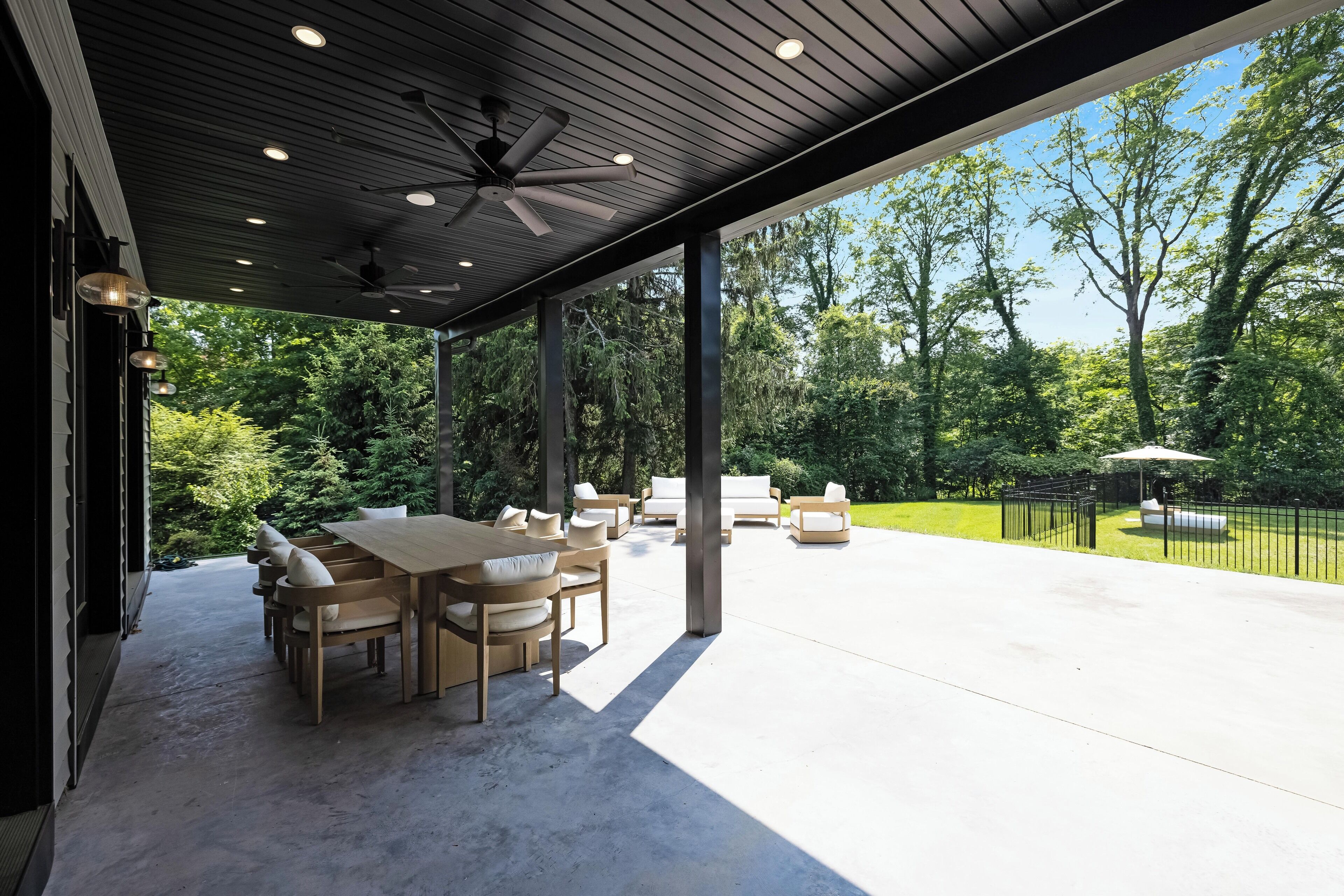 Luxury Villa, 6 Bedrooms, Private Pool | Outdoor dining