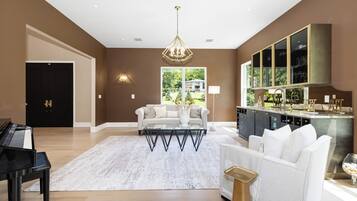 Luxury Villa, 6 Bedrooms, Private Pool | Living area