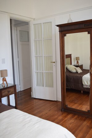 3 bedrooms, iron/ironing board, WiFi, bed sheets - Fabulous 3-bedroom apartment with AC in vibrant Buenos Aires (Buenos Aires)