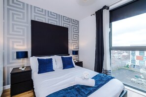 2 chambres, fer et planche à repasser, Wi-Fi gratuit, draps fournis