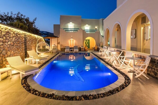 Pool - Alizea Villa (Santorini)