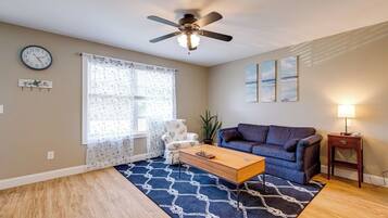 Een smart-tv en een dvd-speler