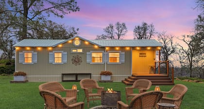 Adorable 1-bedroom casita in a private campground with a pool and walking trail.