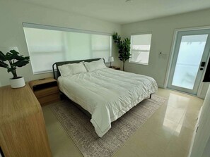 1 bedroom, WiFi - Updated 1 Bedroom in Boutique Mid-Century Building (Fort Lauderdale)