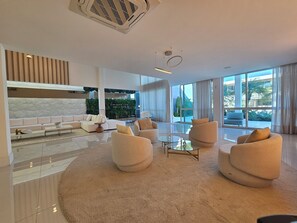 Interior - Luxury Mansion in Barra (Rio de Janeiro)