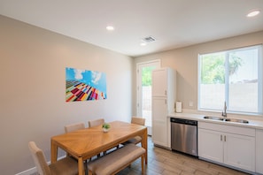 Dining - The One 112 (Glendale)