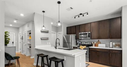 2112 Thornton