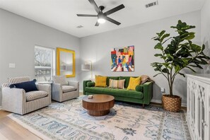 Living area - 2112 Thornton (Austin)