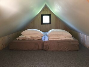 2 bedrooms, free WiFi