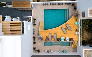 Pool - Deluxe Hotel Santorini (Santorini)