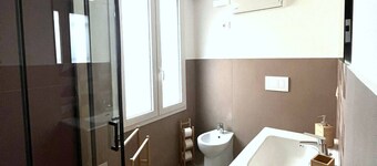 Bologna Rooms & Art
