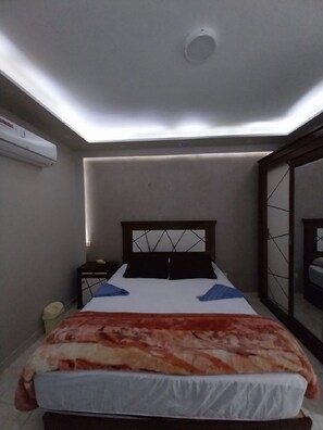 1 bedroom, iron/ironing board, Internet, bed sheets - COZY CLUB STUDIO (Giza Governorate)