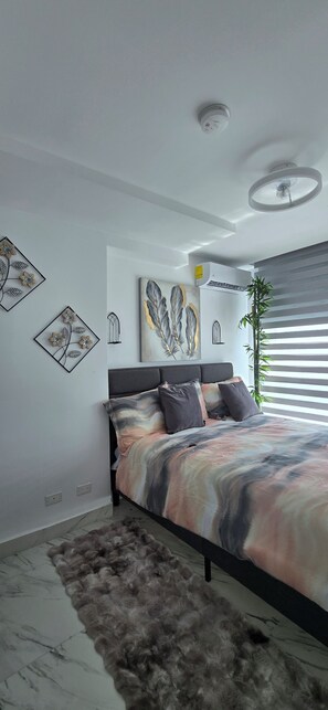 Iron/ironing board, WiFi, bed sheets - Luxury waterfront view (Panama City)