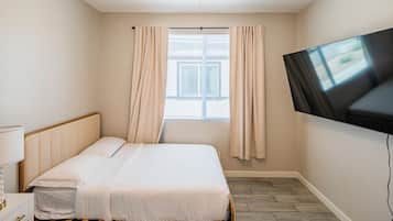 Iron/ironing board, free WiFi