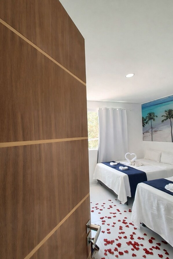 Silitysrauta/-lauta, internet, vuodevaatteet