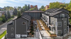 Exterior - yyc villas (Calgary)