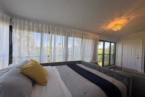 1 chambre, fer et planche à repasser, accès au Wi-Fi (inclus)