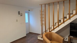 Interior - Starlight Villa - Rooftop Terrace Townhome with AirCon in Pinheiro de Coja (Pinheiro de Coja)