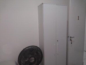 Single Room | Interior - Fenix Hospedaria (Natal)