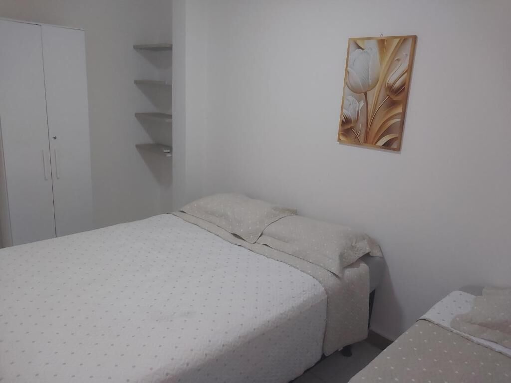 Quarto triplo | Ferros/tábuas de passar roupa, Wi-Fi de cortesia