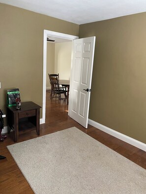 Interior - Perfect 2-bedroom house with AC in lovely Erie (Erie)