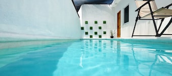 Modern Apartment with Private Pool