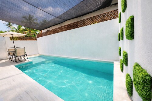 Modern Apartment with Private Pool