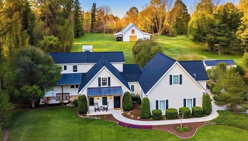 Riverfront Farmhouse & Barndominium. Perfect spot!