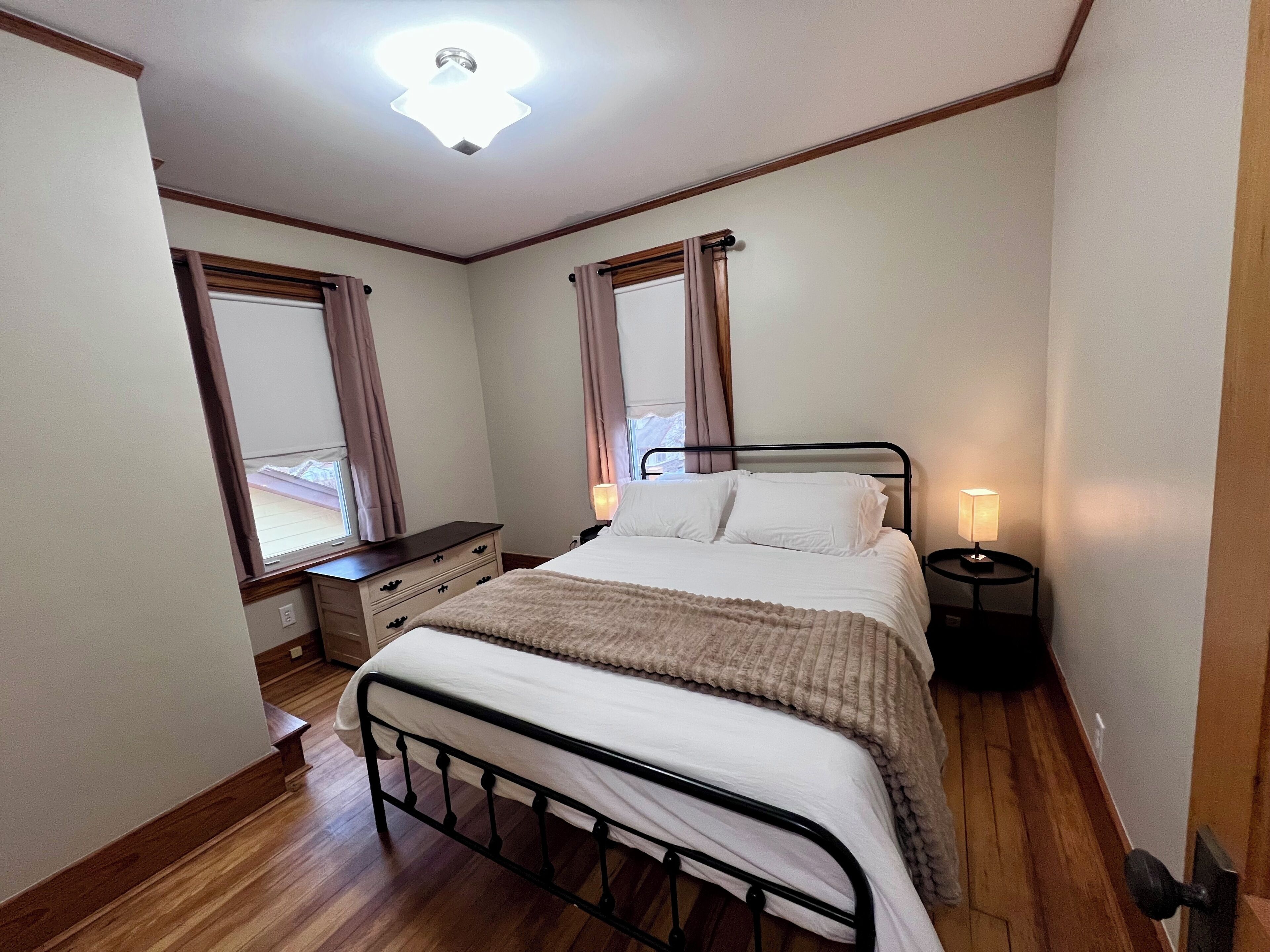 4 多间卧室、熨斗/熨衣板、旅行婴儿床、免费 WiFi