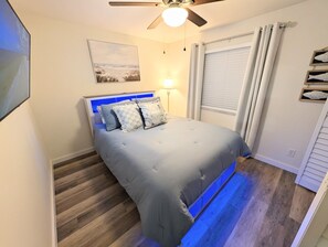 Room - Fort Myers Coastal Retreat Hot Tub Yard Games (Fort Myers)