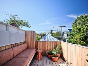 Property grounds - Northroy House / The Wemby (Fitzroy North)