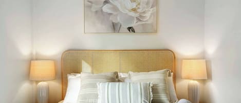 3 Schlafzimmer, Schreibtisch, Bügeleisen/Bügelbrett, WLAN