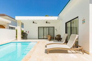 Pool - 3-bedroom villa in Sosua with cool AC breeze (Sosua)