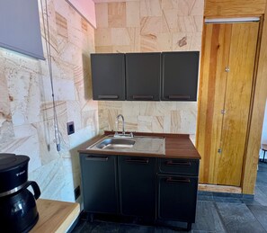 Private kitchen - LA ESTANCIA, House EA Oaxaca, Historic Center, Balcony with Mountain View (Oaxaca de Juárez)