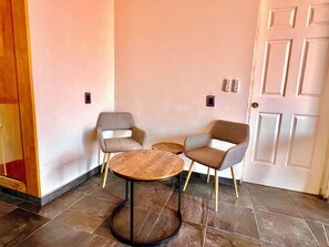 Interior - LA ESTANCIA, House EA Oaxaca, Historic Center, Balcony with Mountain View (Oaxaca de Juárez)