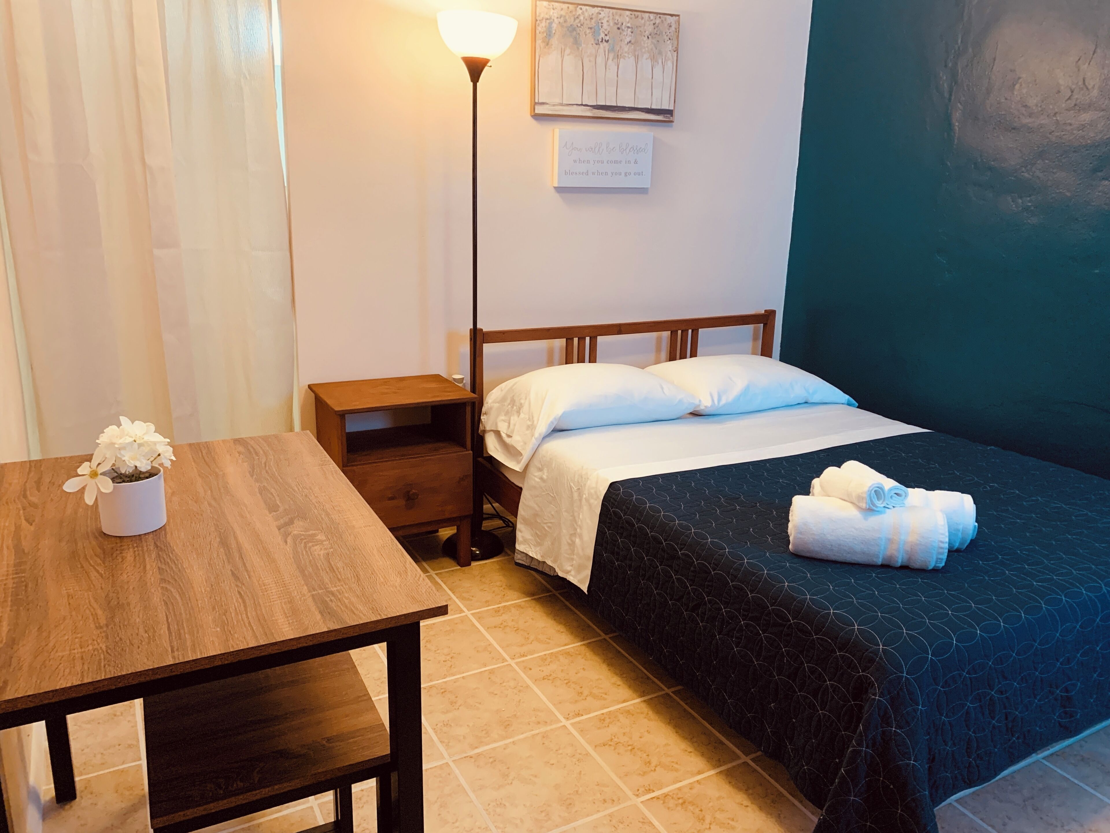 1 間睡房、熨斗/熨衫板、Wi-Fi、床單