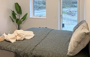 Cuna de viaje y wifi gratis 