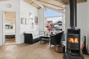 TV - Lovely holiday home panoramic view over the sea (Slagelse)