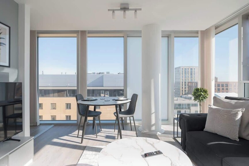 1-bed | Breathtaking City Views + Free Parking - Milton Keynes