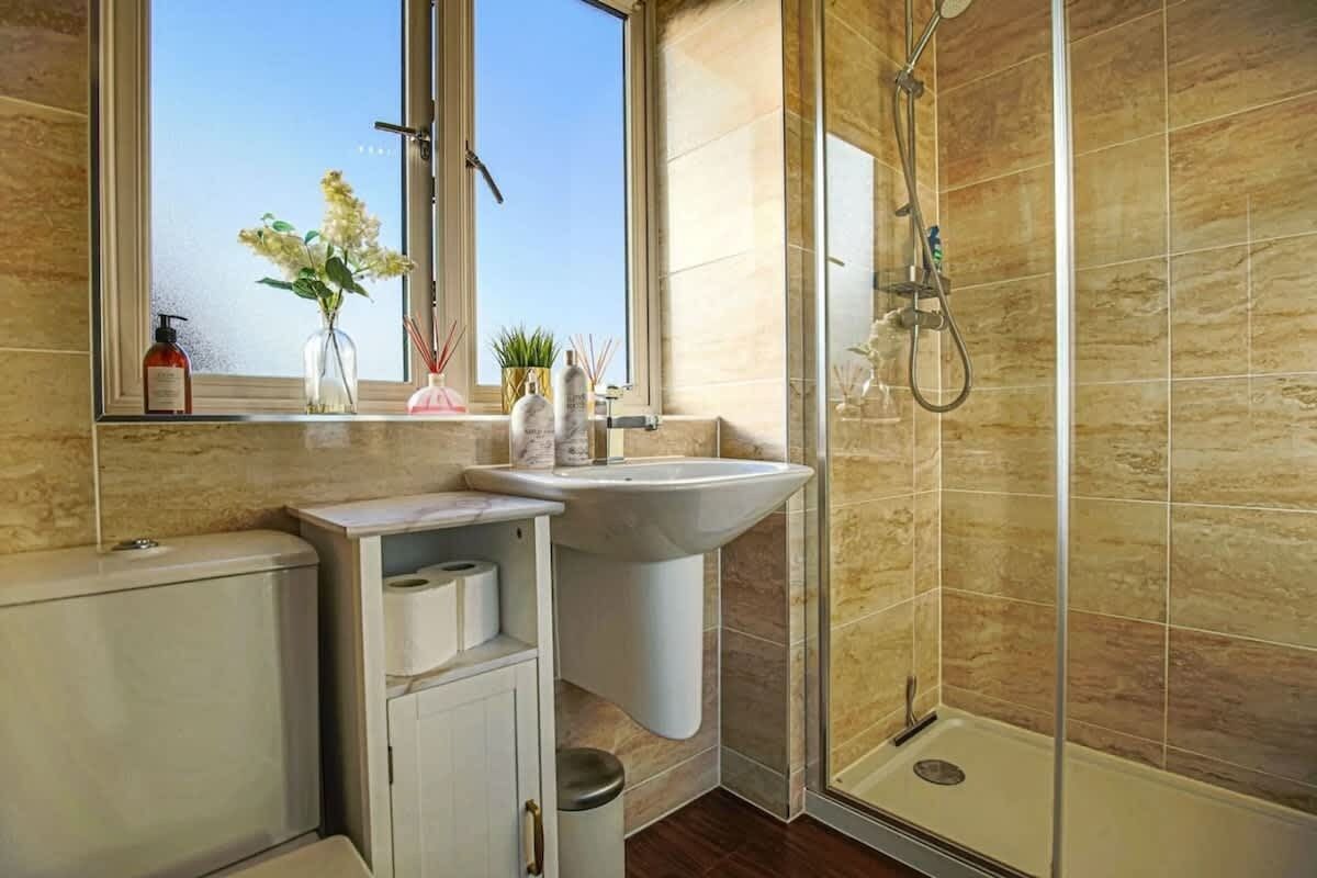 Shower, hair dryer