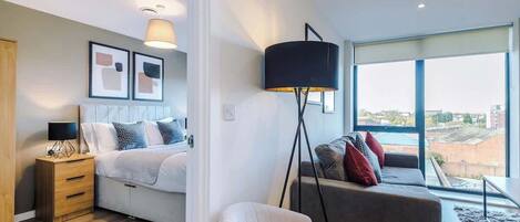 Iron/ironing board, travel cot, WiFi, bed sheets