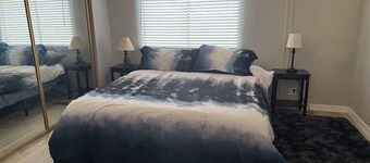 Hit the Trail or Lake: Spacious 4BR/2BA Retreat with Pool Table & Large Bar Area