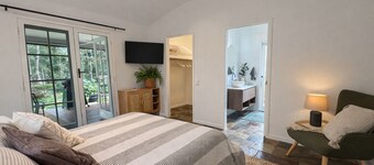 Private Noosa Hinterland Retreat with Outdoor Shower & Deck