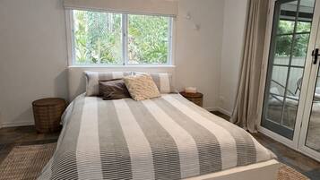 1 soverom, strykejern/-brett, wi-fi (inkludert) og sengetøy