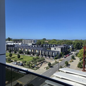 Property grounds - Central 1BR Apartment with City Comfort (Christchurch)