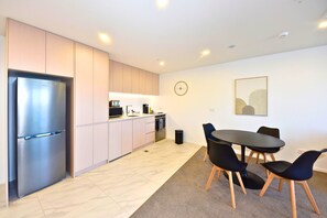 Dining - Kimpton James 1-Bedroom Apartment with Balcony (Christchurch)