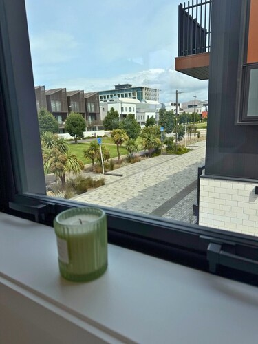 Elegant 2BR Townhouse in Huanui Lane