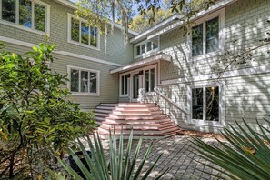 Exterior - Pet friendly home located in the middle on Bald Head Island (Bald Head Island)