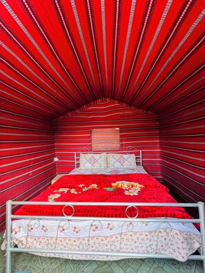 5 habitaciones, wifi y ropa de cama 